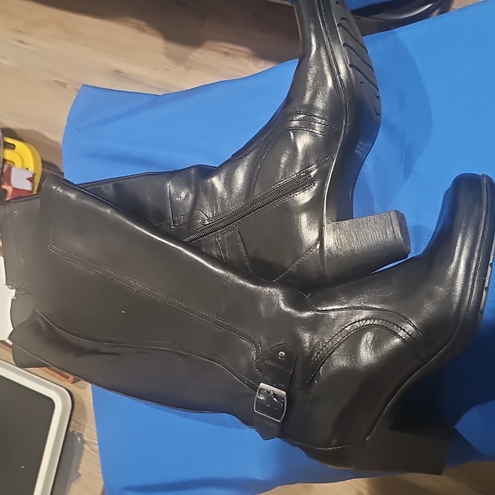 Black Leather Knee-High Boots Size 8.5 Only Worn A Few Times, Exellent Condition - Picture 5 of 11